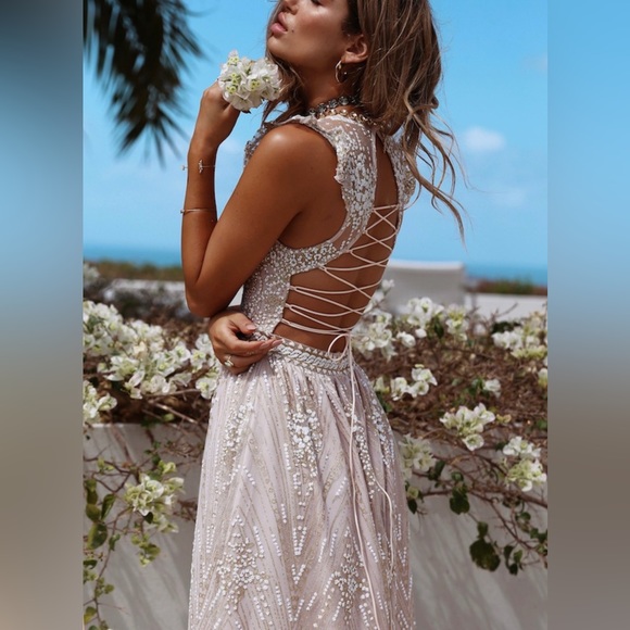 Hello Molly “Gold on the ceiling maxi dress” in Champagne size Small - Picture 5 of 6